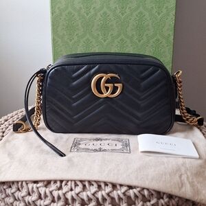 Gucci GG Marmont small camera bag